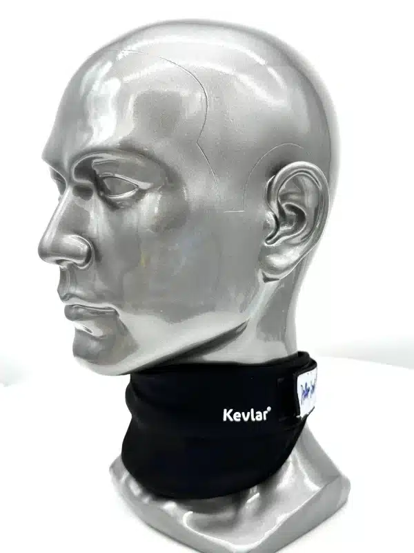 Halsbeskytter med kevlar